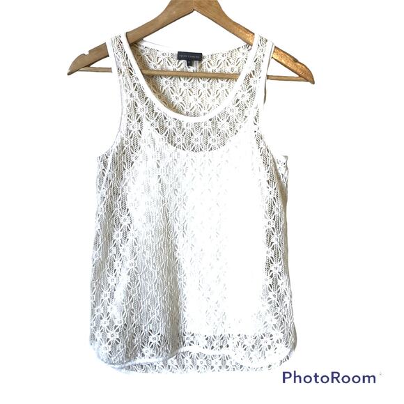 Vince Camuto Tops - Vince Camuto Lace Top Women’s Size XS White Sheer Tank Lined Boho Crochet Boho